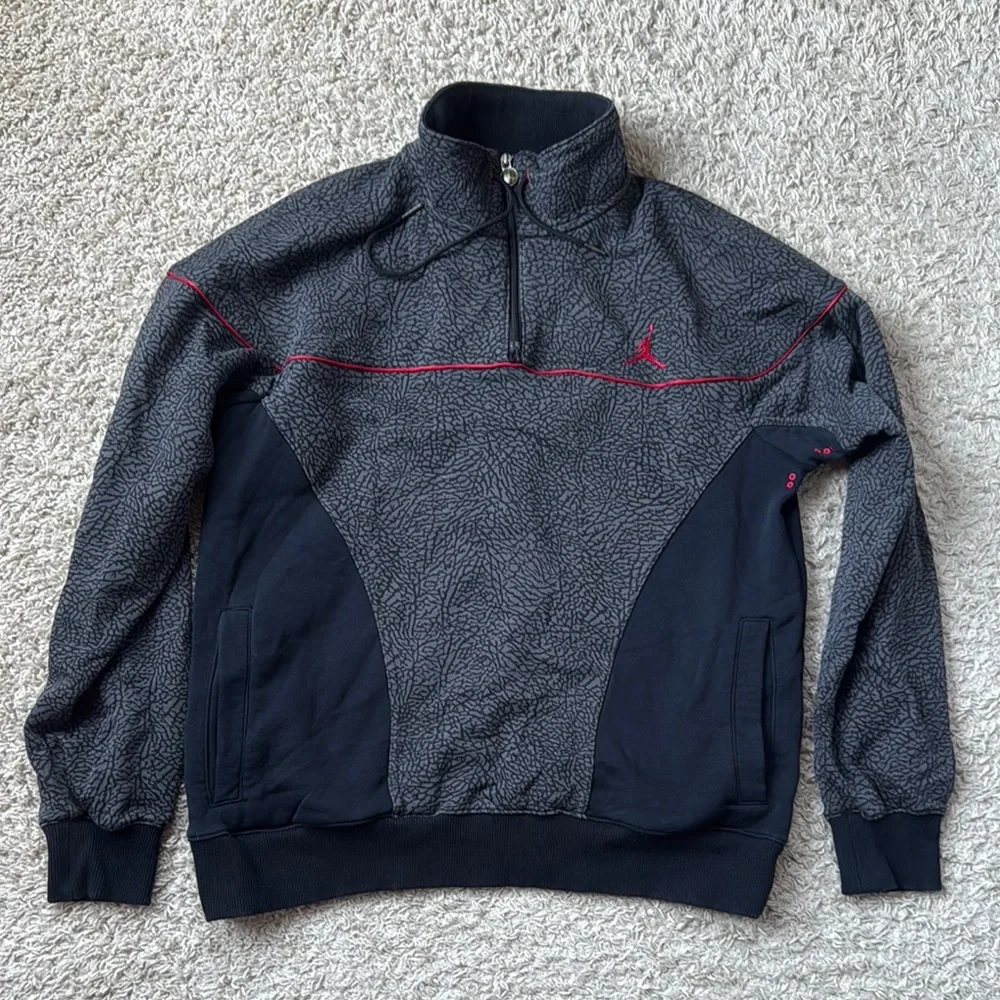 RARE Mens Jordan Black/Gray/Red Elephant Print 1/2 Zip Fleece Sweatshirt Size XL